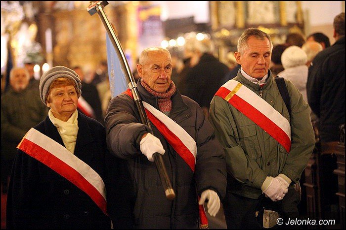 msza-marsz-i-znicze-pamieci-ofiar-grudnia-foto-49815