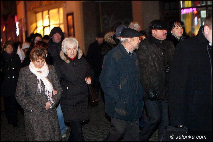 msza-marsz-i-znicze-pamieci-ofiar-grudnia-foto-49815