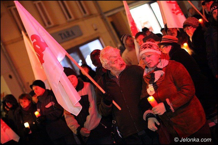 msza-marsz-i-znicze-pamieci-ofiar-grudnia-foto-49815
