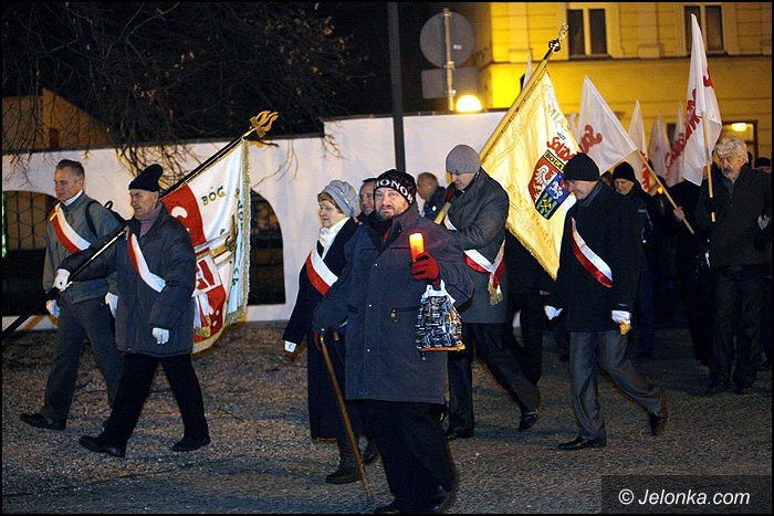msza-marsz-i-znicze-pamieci-ofiar-grudnia-foto-49815