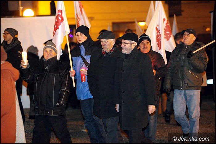 msza-marsz-i-znicze-pamieci-ofiar-grudnia-foto-49815