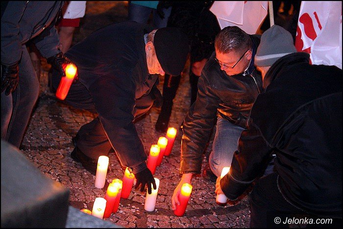 msza-marsz-i-znicze-pamieci-ofiar-grudnia-foto-49815