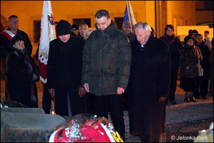 msza-marsz-i-znicze-pamieci-ofiar-grudnia-foto-49815