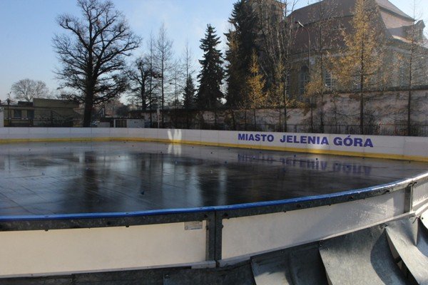 miejska-slizgawka-ruszy-od-poniedziaku-foto-49818