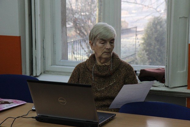 coraz-wiecej-seniorow-chce-sie-uczyc-foto-49819