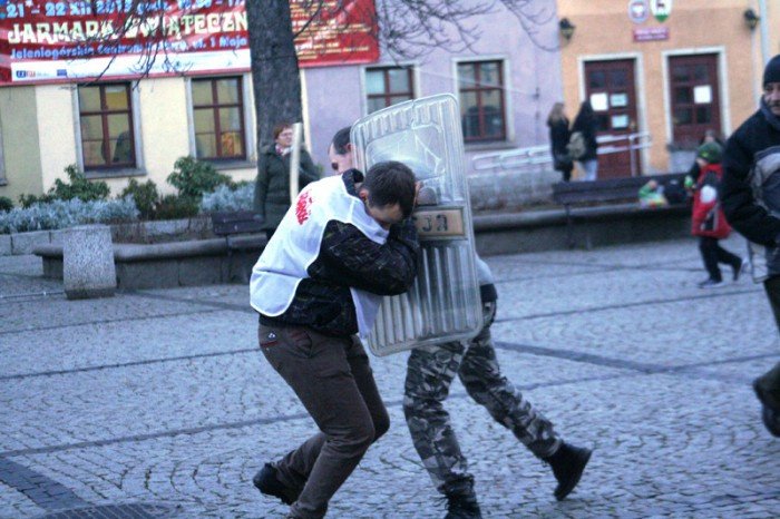 zywa-lekcja-ponurej-historii-na-placu-ratuszowym-foto-49822