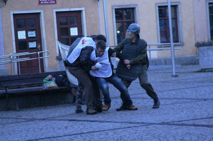 zywa-lekcja-ponurej-historii-na-placu-ratuszowym-foto-49822