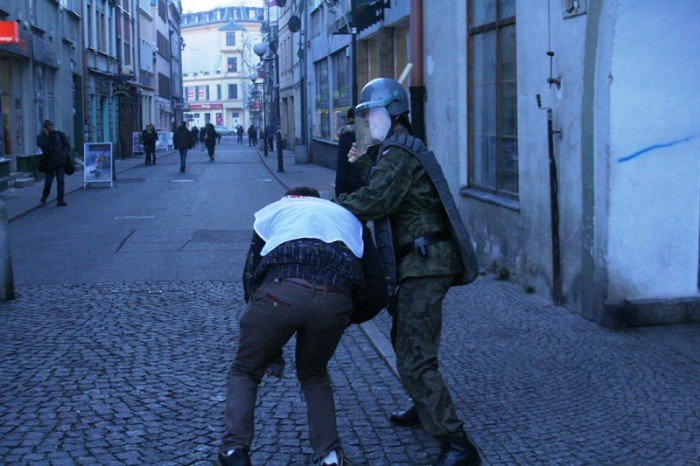zywa-lekcja-ponurej-historii-na-placu-ratuszowym-foto-49822