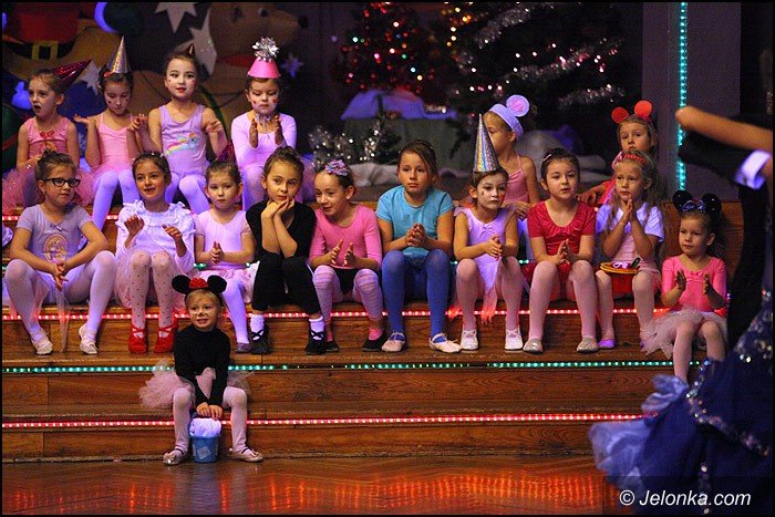 roztanczony-pokaz-zachwyci-widownie-foto-49847