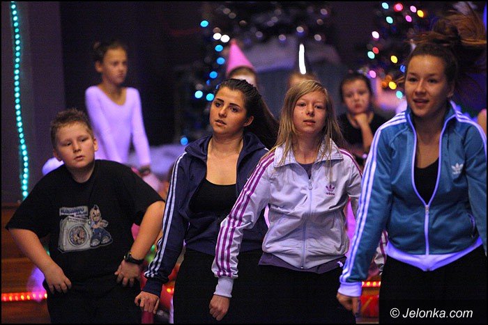roztanczony-pokaz-zachwyci-widownie-foto-49847