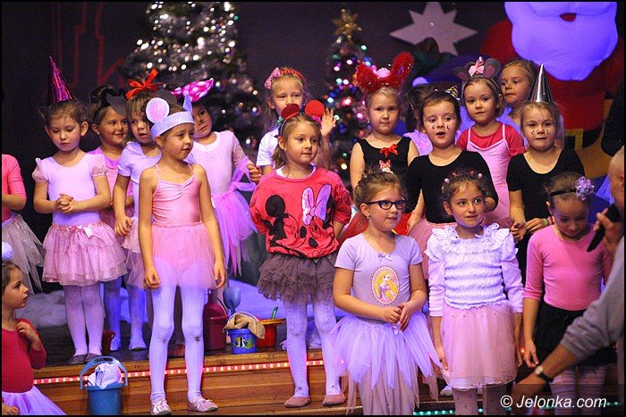 roztanczony-pokaz-zachwyci-widownie-foto-49847