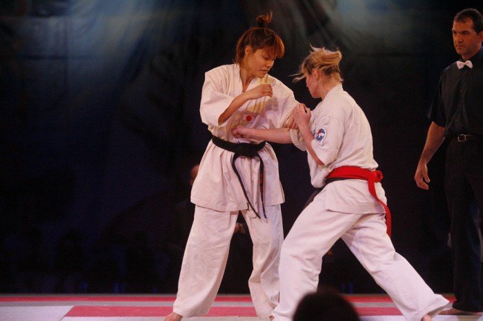 braz-pauliny-wodarczyk-podczas-me-w-karate-foto-49849