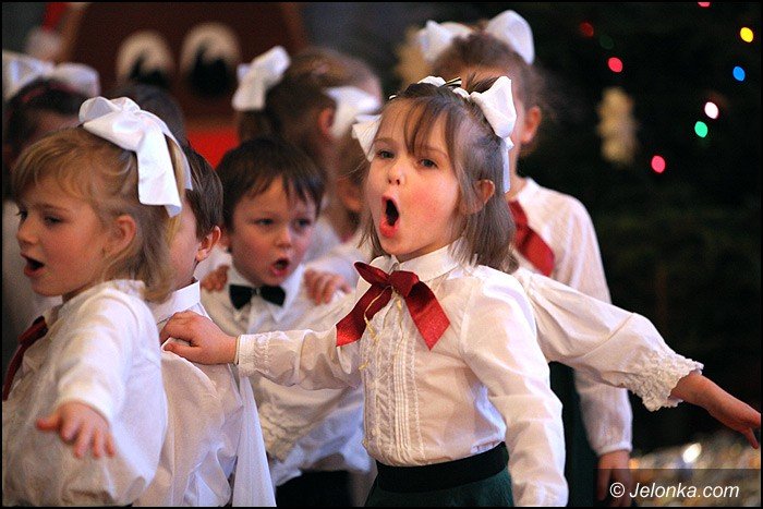 koledy-i-jaseka-dla-rodzicow-w-okraglaczku-foto-49881