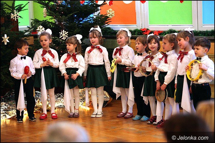 koledy-i-jaseka-dla-rodzicow-w-okraglaczku-foto-49881
