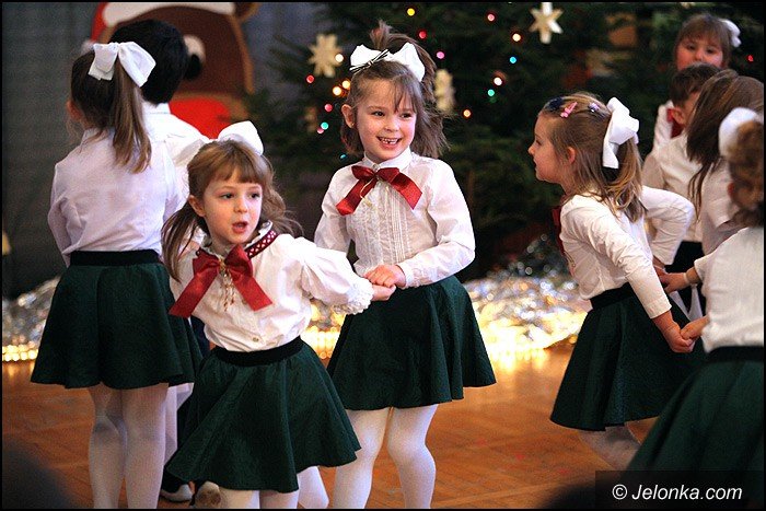 koledy-i-jaseka-dla-rodzicow-w-okraglaczku-foto-49881