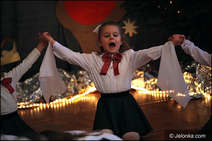 koledy-i-jaseka-dla-rodzicow-w-okraglaczku-foto-49881