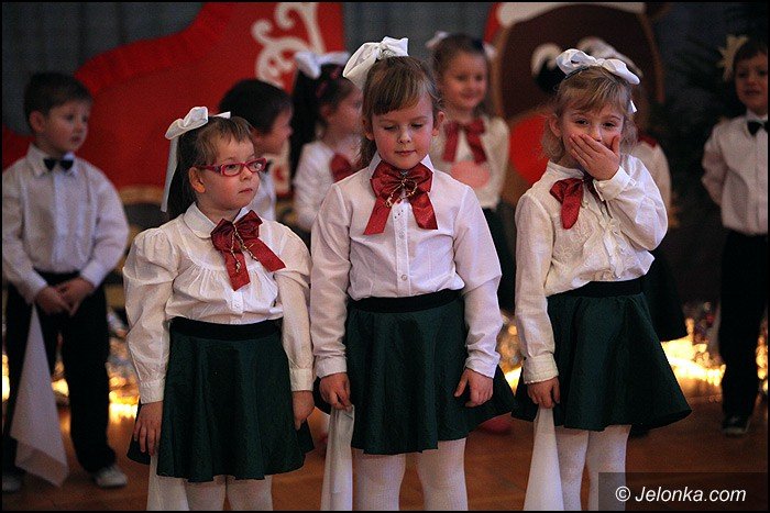 koledy-i-jaseka-dla-rodzicow-w-okraglaczku-foto-49881