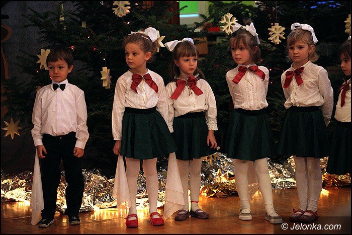 koledy-i-jaseka-dla-rodzicow-w-okraglaczku-foto-49881