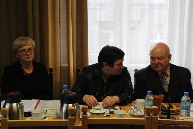 radni-powiatu-przyjeli-budzet-na-2014-rok-foto-49893
