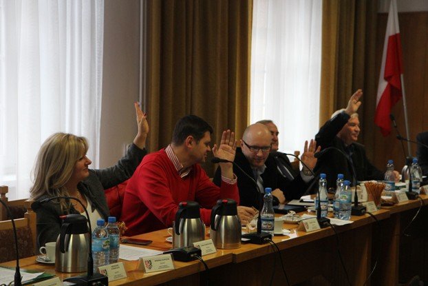 radni-powiatu-przyjeli-budzet-na-2014-rok-foto-49893
