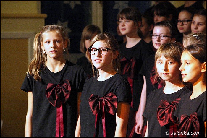 wspaniay-koncert-swiateczny-w-dwojce-foto-49902