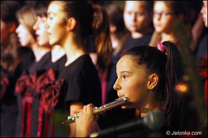 wspaniay-koncert-swiateczny-w-dwojce-foto-49902