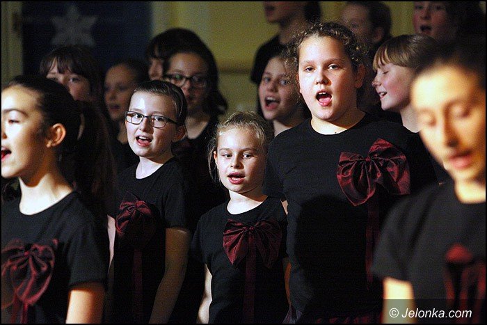 wspaniay-koncert-swiateczny-w-dwojce-foto-49902