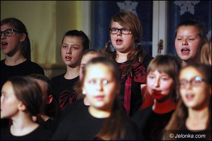 wspaniay-koncert-swiateczny-w-dwojce-foto-49902