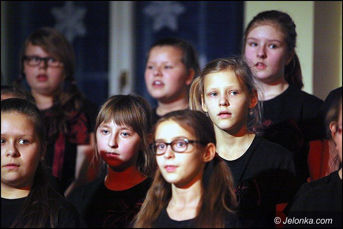 wspaniay-koncert-swiateczny-w-dwojce-foto-49902