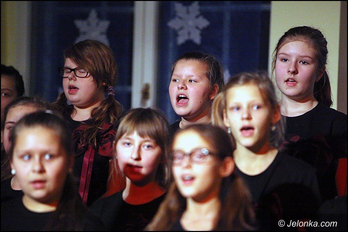 wspaniay-koncert-swiateczny-w-dwojce-foto-49902