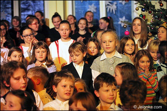 wspaniay-koncert-swiateczny-w-dwojce-foto-49902