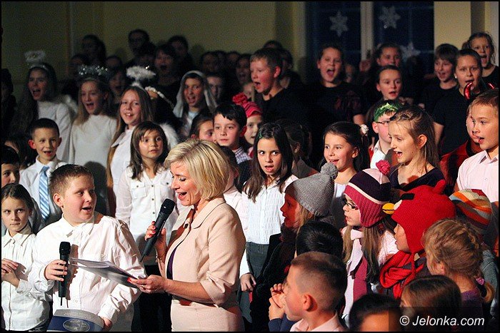 wspaniay-koncert-swiateczny-w-dwojce-foto-49902