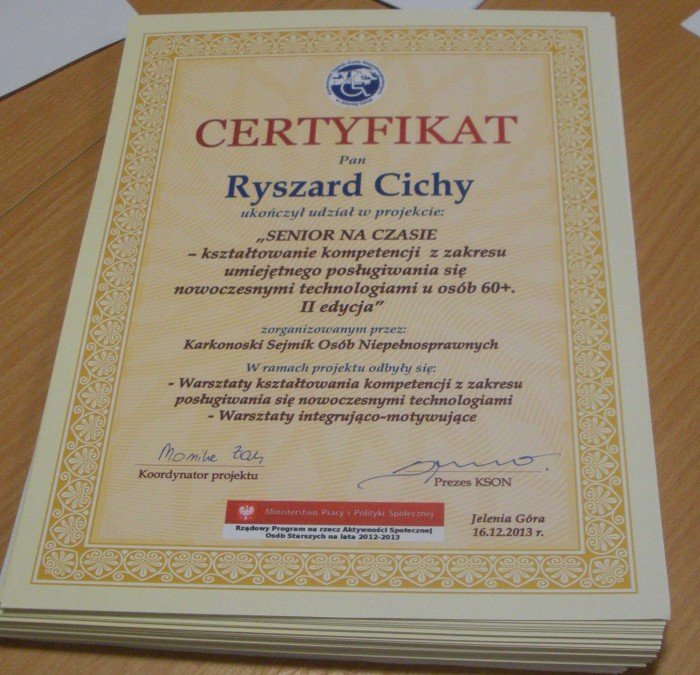 senior-na-czasie-z-komputerem-foto-49916