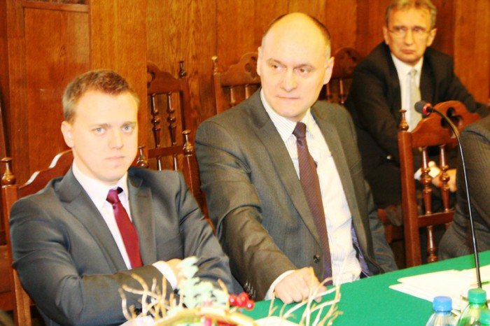 sesja-czynszowa-odwoana-z-przyczyn-formalnych-foto-49918