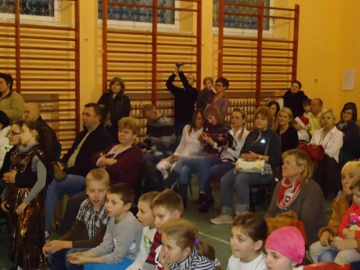 szkolne-jaseka-w-wykonaniu-rodzicow-dzieci-z-sp7-foto-49927