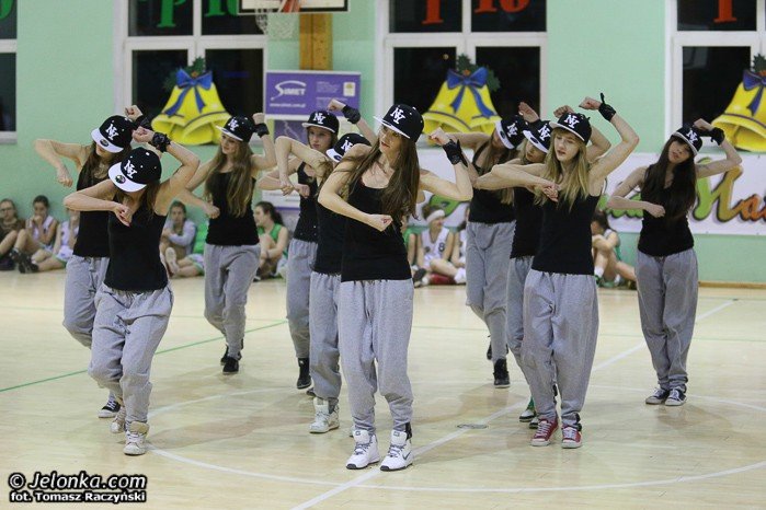 zabawa-z-basketem-z-mksem-mos-karkonosze-foto-49933
