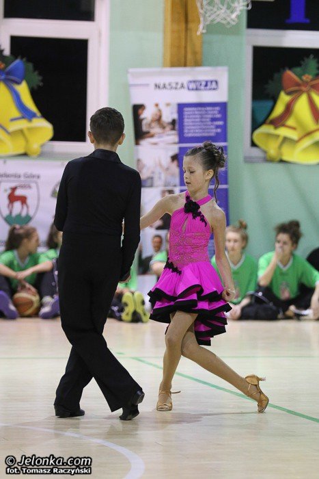zabawa-z-basketem-z-mksem-mos-karkonosze-foto-49933