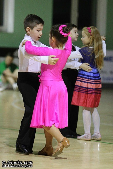 zabawa-z-basketem-z-mksem-mos-karkonosze-foto-49933