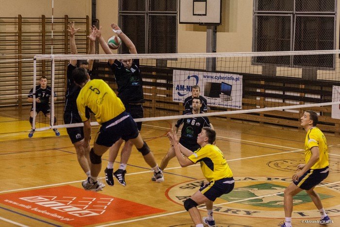 siatkarze-olimpii-powalczyli-z-liderem-foto-49939