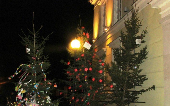 cieplice-swiatecznie-ozdobione-przez-dzieci-i-modziez-foto-49969