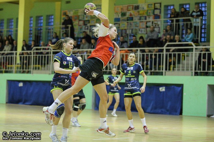 slavia-pokazaa-klase-przy-zotniczej-foto-50010