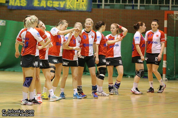 slavia-pokazaa-klase-przy-zotniczej-foto-50010