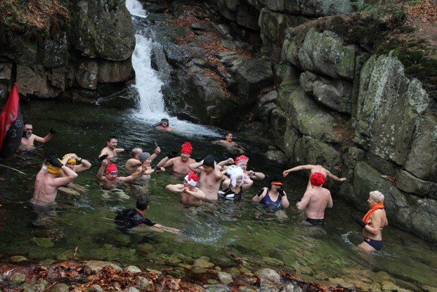 wodne-harce-morsow-i-bieg-icemana-w-przesiece-foto-50011