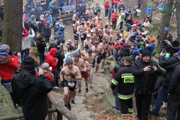 wodne-harce-morsow-i-bieg-icemana-w-przesiece-foto-50011