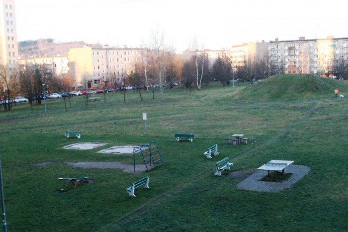 siownia-pod-chmurka-i-boiska-na-zabobrzu-iii-foto-50019