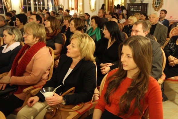 koncert-w-rytmie-walca-i-tanga-w-paacu-na-wodzie-foto-50025