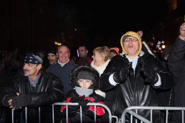 tak-witalismy-2014-rok-na-jeleniogorskim-rynku-foto-video-50051
