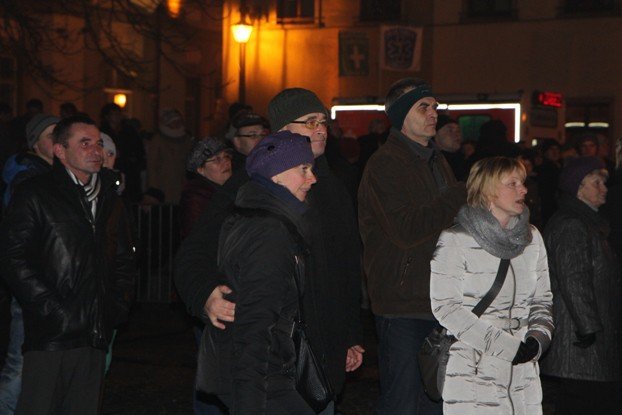 tak-witalismy-2014-rok-na-jeleniogorskim-rynku-foto-video-50051