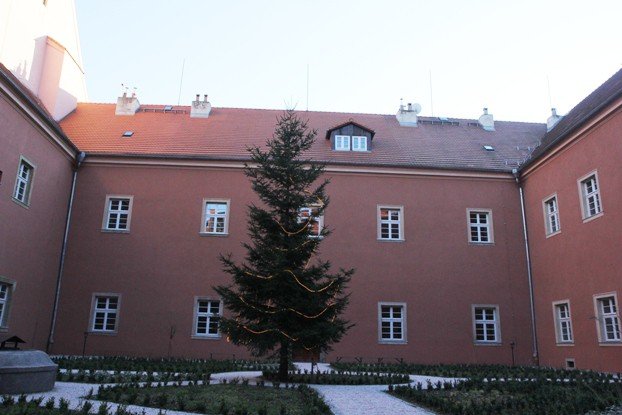 dzieje-klasztoru-w-cieplicach-foto-50059