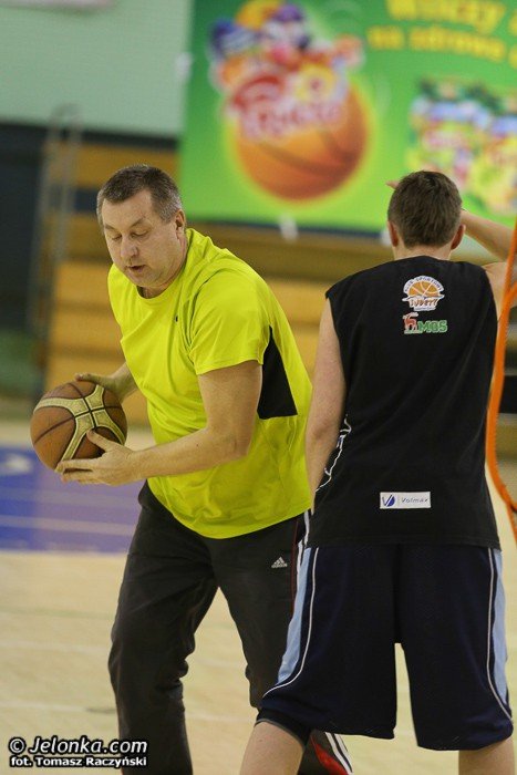 dariusz-tomasik-oficjalnie-w-mks-mos-karkonosze-foto-aktualizacja-50072